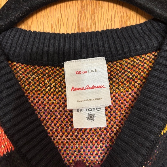 Hanna Andersson Black Sweater Dress with Rainbow Squiggle Pattern – Size 8 (130 - Picture 2 of 6